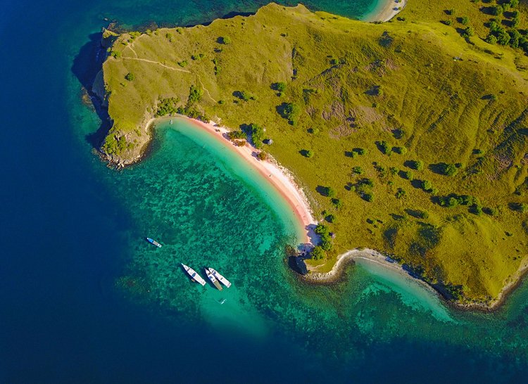 Pink Beach, Indonésie 2