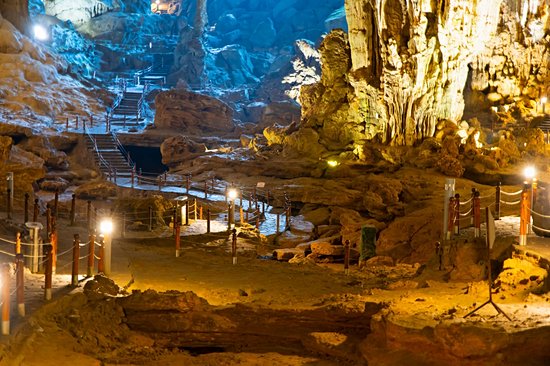 Grotte de la Surprise