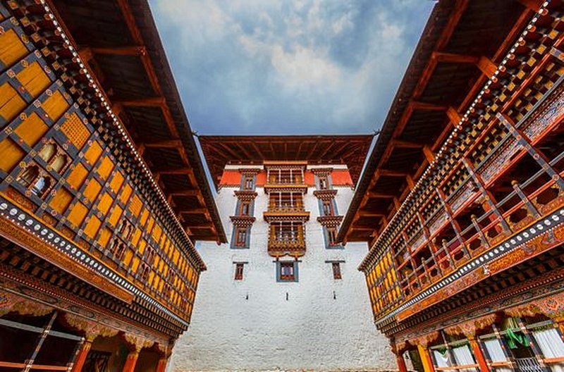 Visiter les monastères
