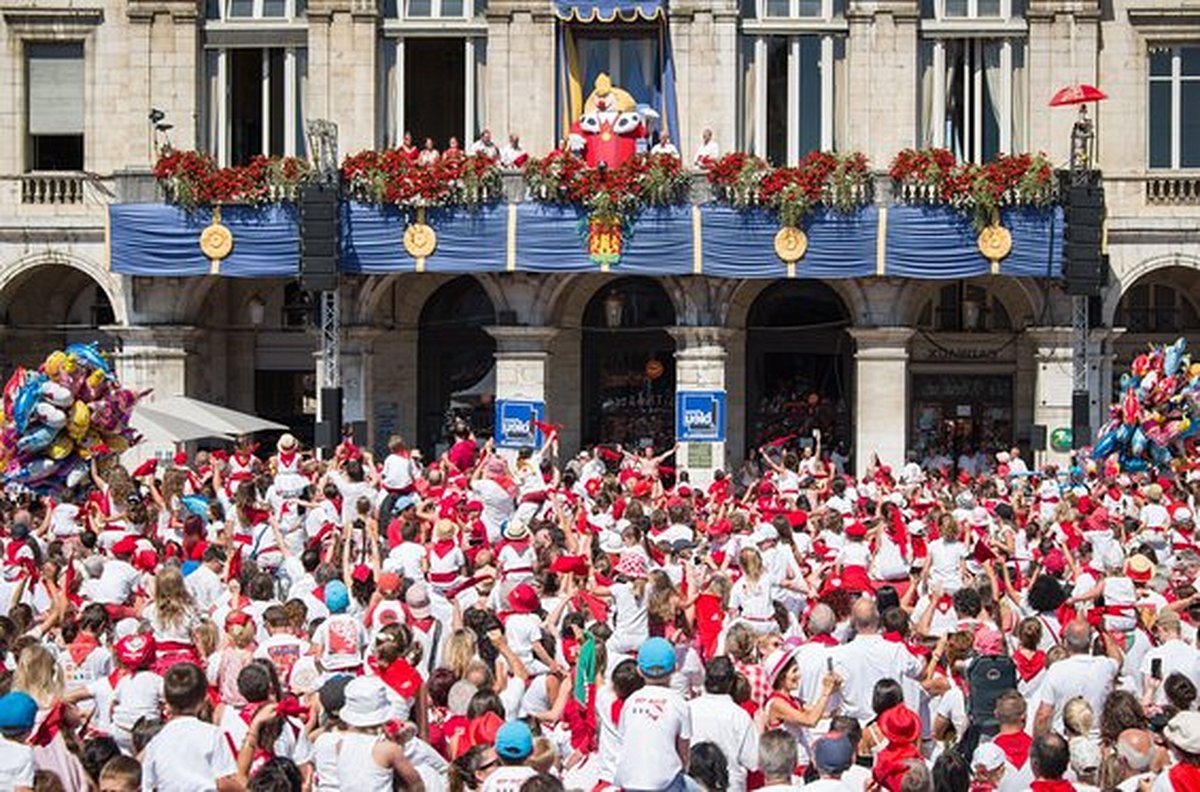 Participer aux Fêtes de Bayonne