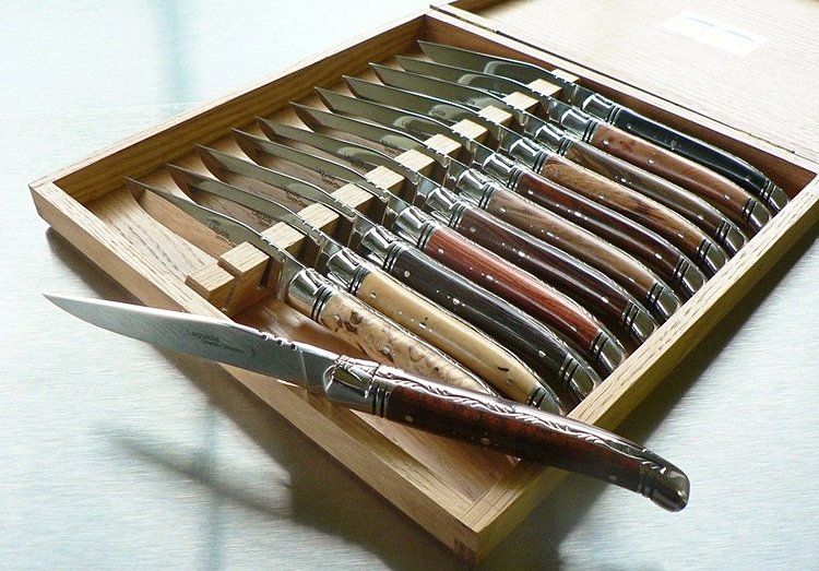 Laguiole et ses couteaux