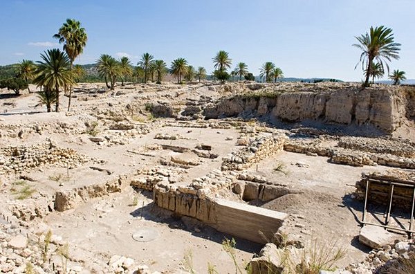 Voyager dans le temps au parc national Tel Megiddo