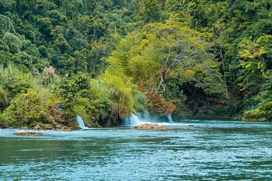Explorer les chutes d’eau de Bohol