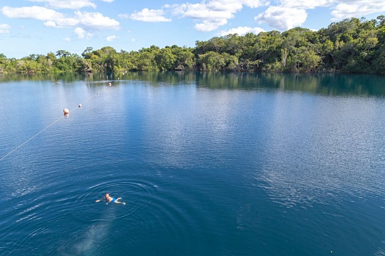 Se baigner dans un cenote 3