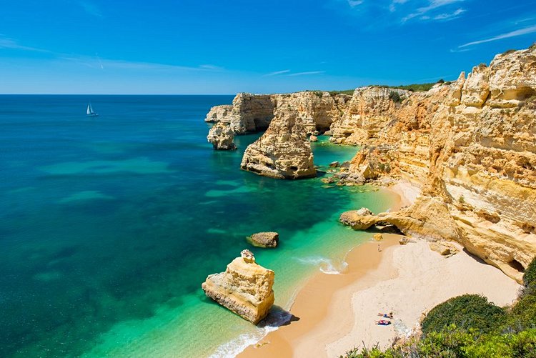 Praia da Marinha, Portugal