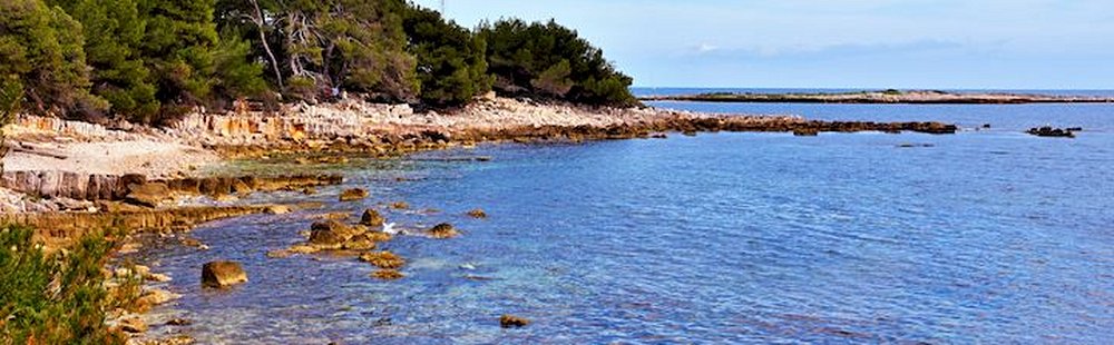 Plage de la crique Portet, Iles de Lérins