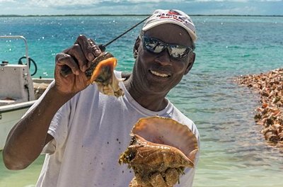 Pêche à Bimini avec un local