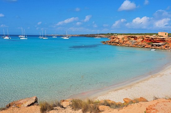 La plage de Cala Saona