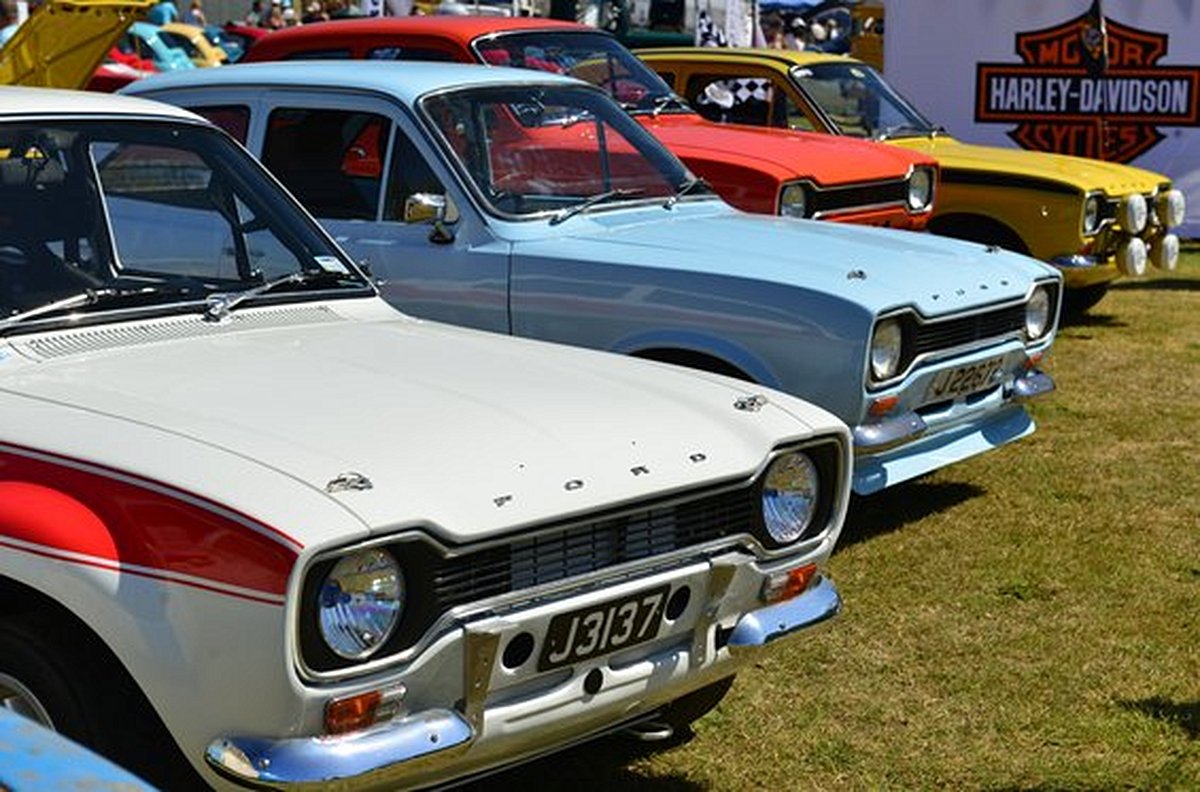 Rouler pendant le Jersey International Motoring Festival