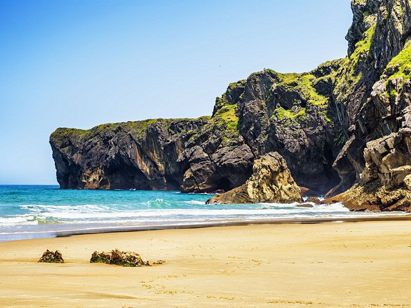 Llanes