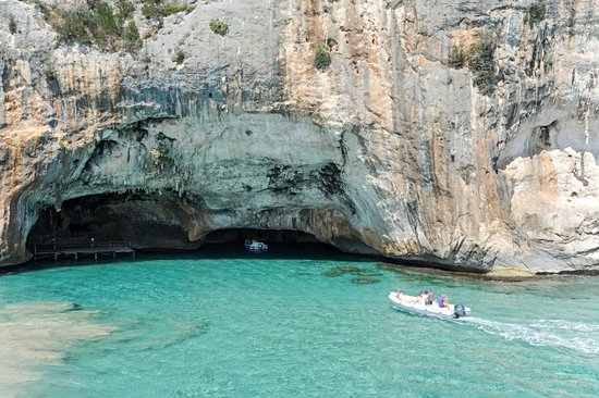 Grottes du Bue Marino
