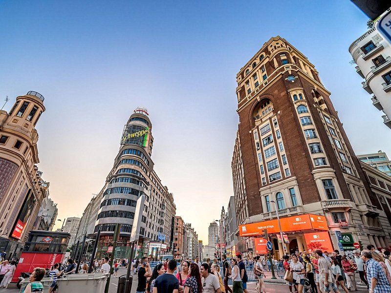Rue Gran Via