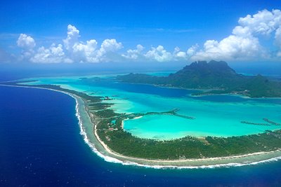Vue aérienne de Bora Bora