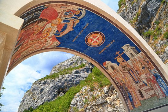Le monastère d'Ostrog