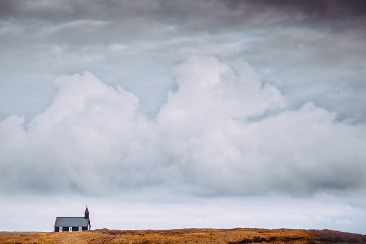 islande-black-church-1