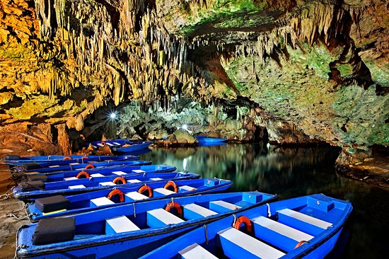 Grottes de Diros