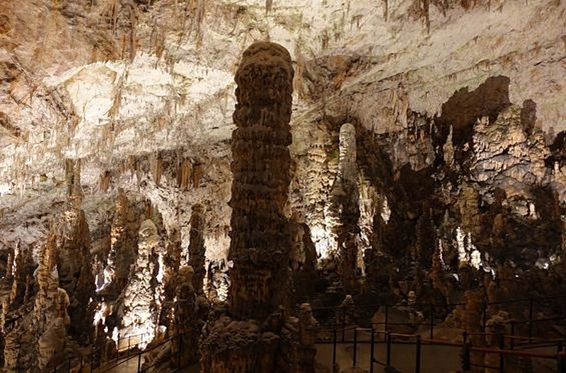 Découvrir en spéléologie le paradis karstique slovène