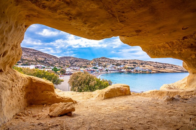 La plage d'Ammourada et celle de Karteros 2