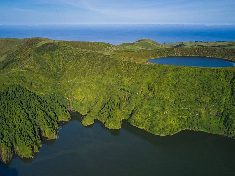 La Caldeirao Lagoa Funda et les lacs jumeaux