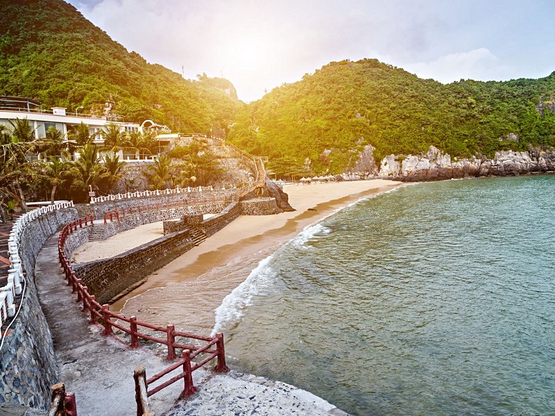 Les plages de Cat Ba