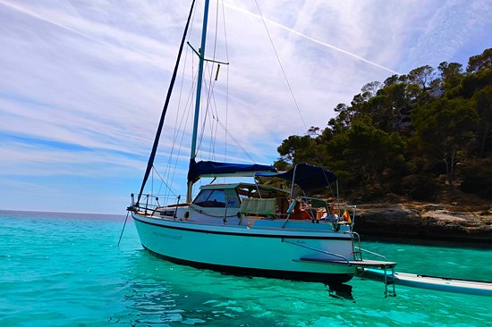 Excursion privée en bateau à Minorque depuis Cala Galdana