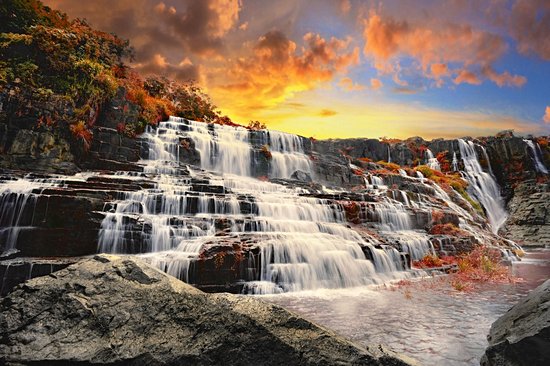 Les chutes de Pongour