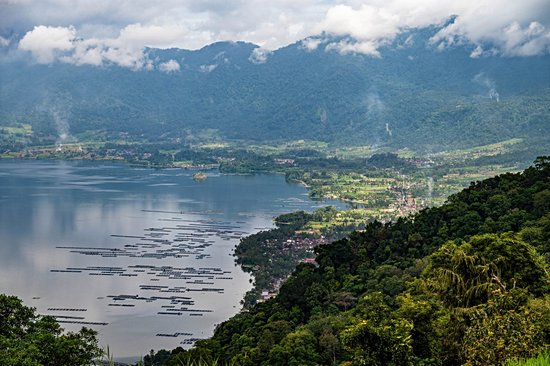 Lac Maninjau (Sumatra)