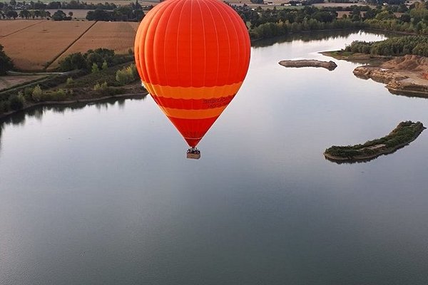 Faire de la montgolfière au-dessus de la Loire