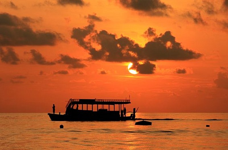 L’incontournable activité de fin de journée : le sunset cruise