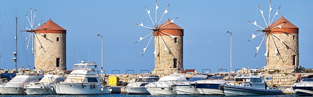 Le port de Mandraki