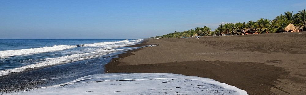 La plage de Monterrico