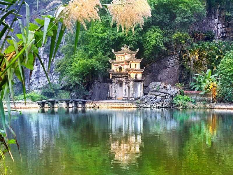 Ninh Bình et les grottes de Tam Coc