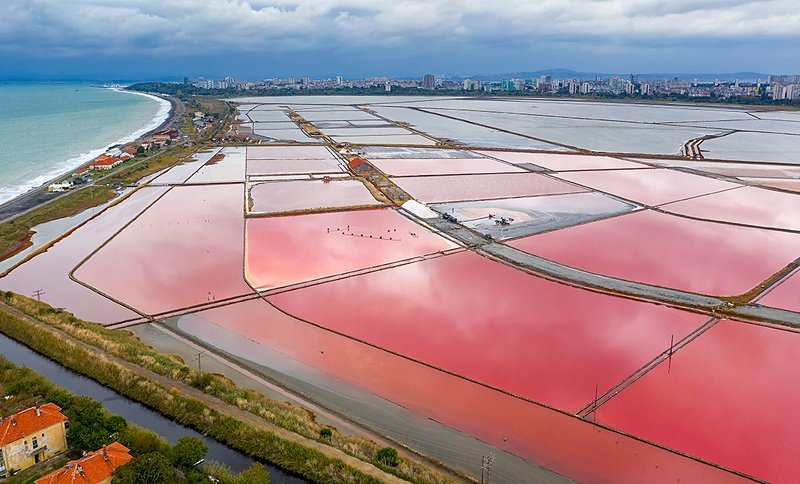Traitement boueux dans des Salines