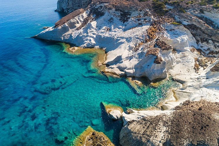 Les îles de Kimolos et de Poliegos