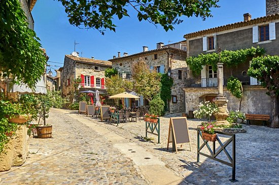 Le village d’Aiguèze