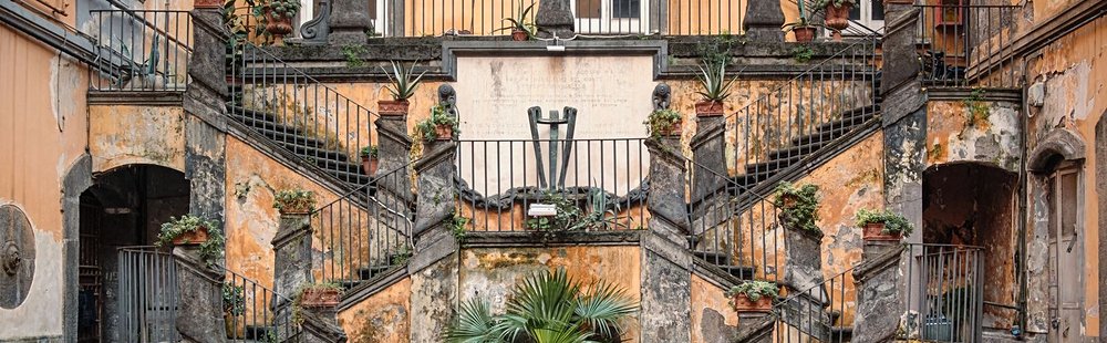 Le centre historique (Spaccanapoli)