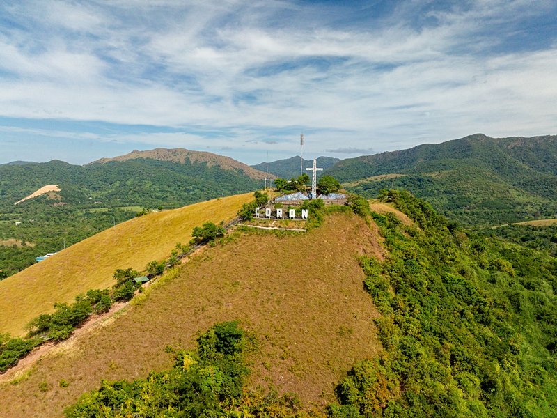 Grimper au sommet du mont Tapyas