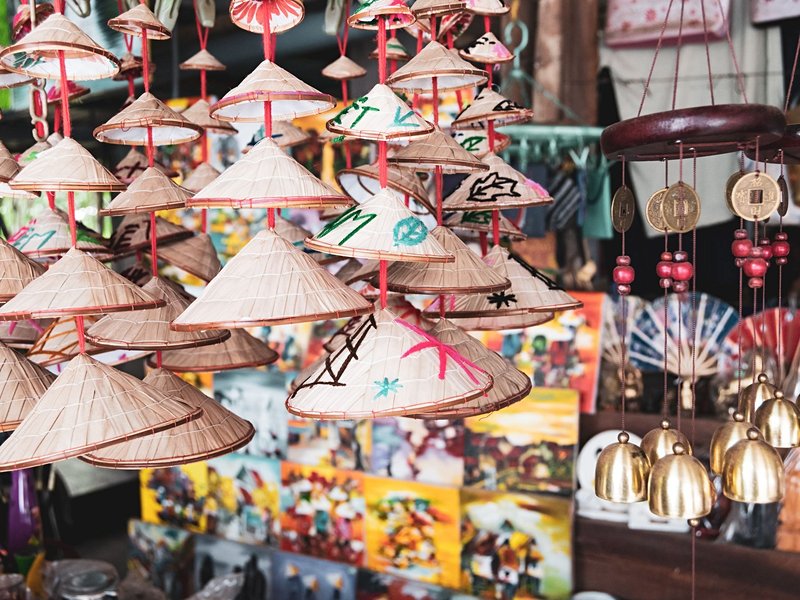 Marché et place centrale de Sapa