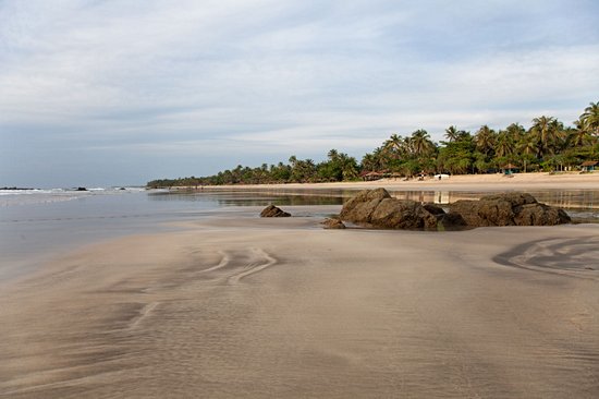 Ngwe Saung beach
