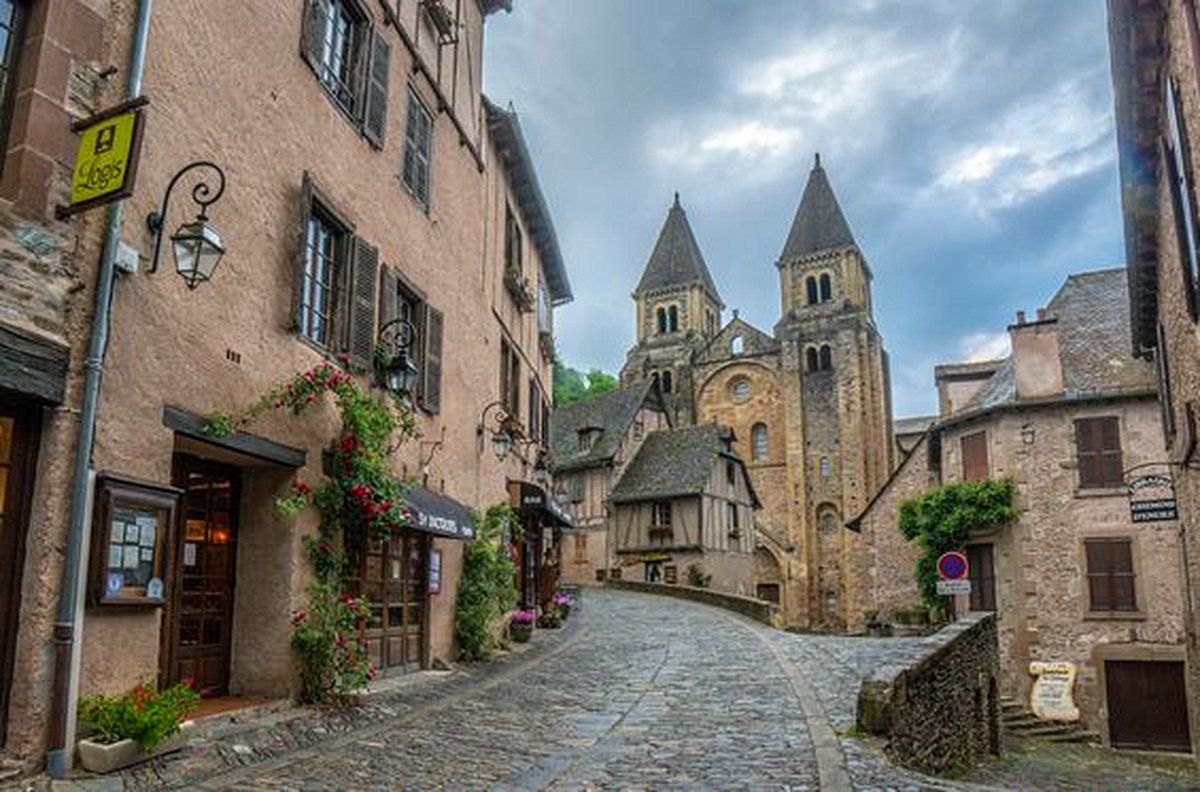 Randonner le long de Compostelle