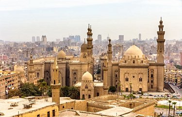 Le Caire