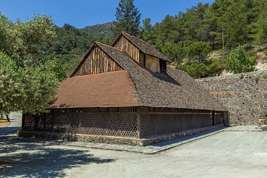 Lagoudera