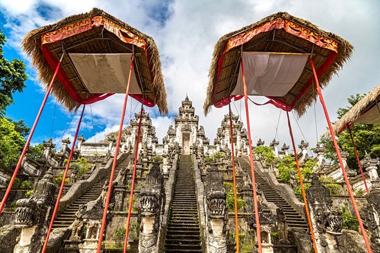 Pura Penataran Agung Lempuyang