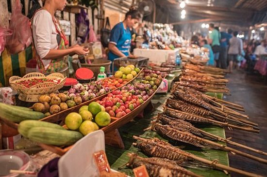 Nourrir les yeux et le ventre dans les marchés