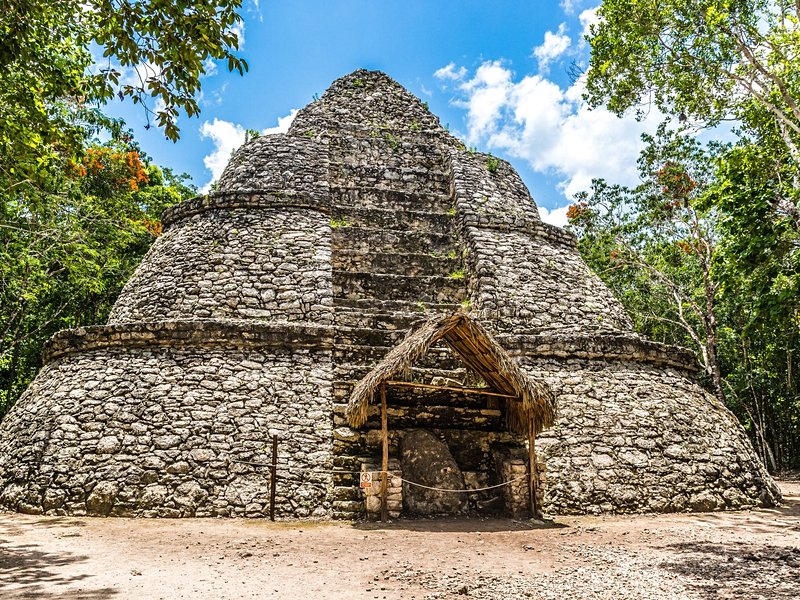 Cobá
