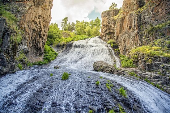 Jermuk Waterfall