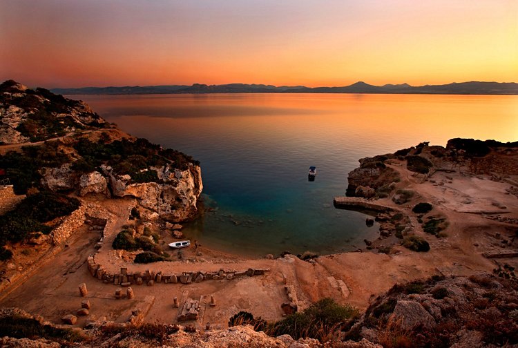 Loutraki et ses belles plages