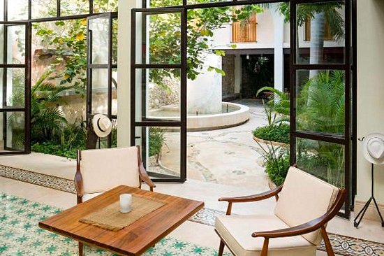 TreeHouse Boutique Hotel