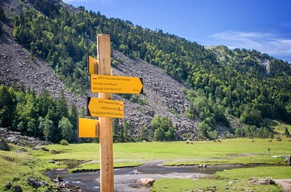 Réaliser la traversée des Pyrénées le long du GR10