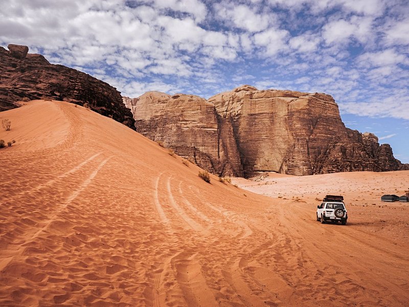 Dunes Al-Hasany